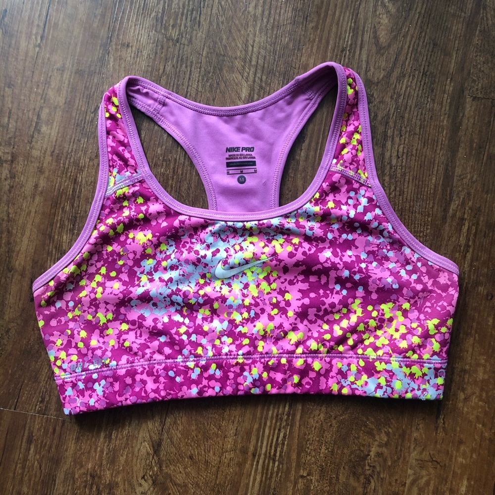 Nike Classic Women’s Sports Bra